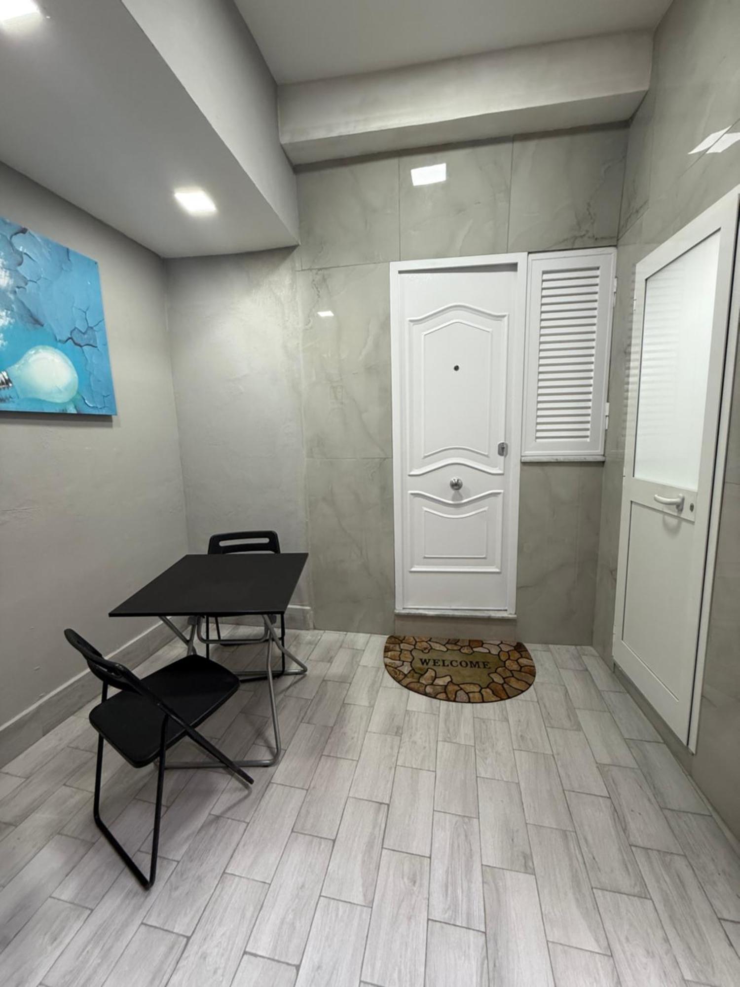 Caracciolo Suites 36 Neapel Exterior foto